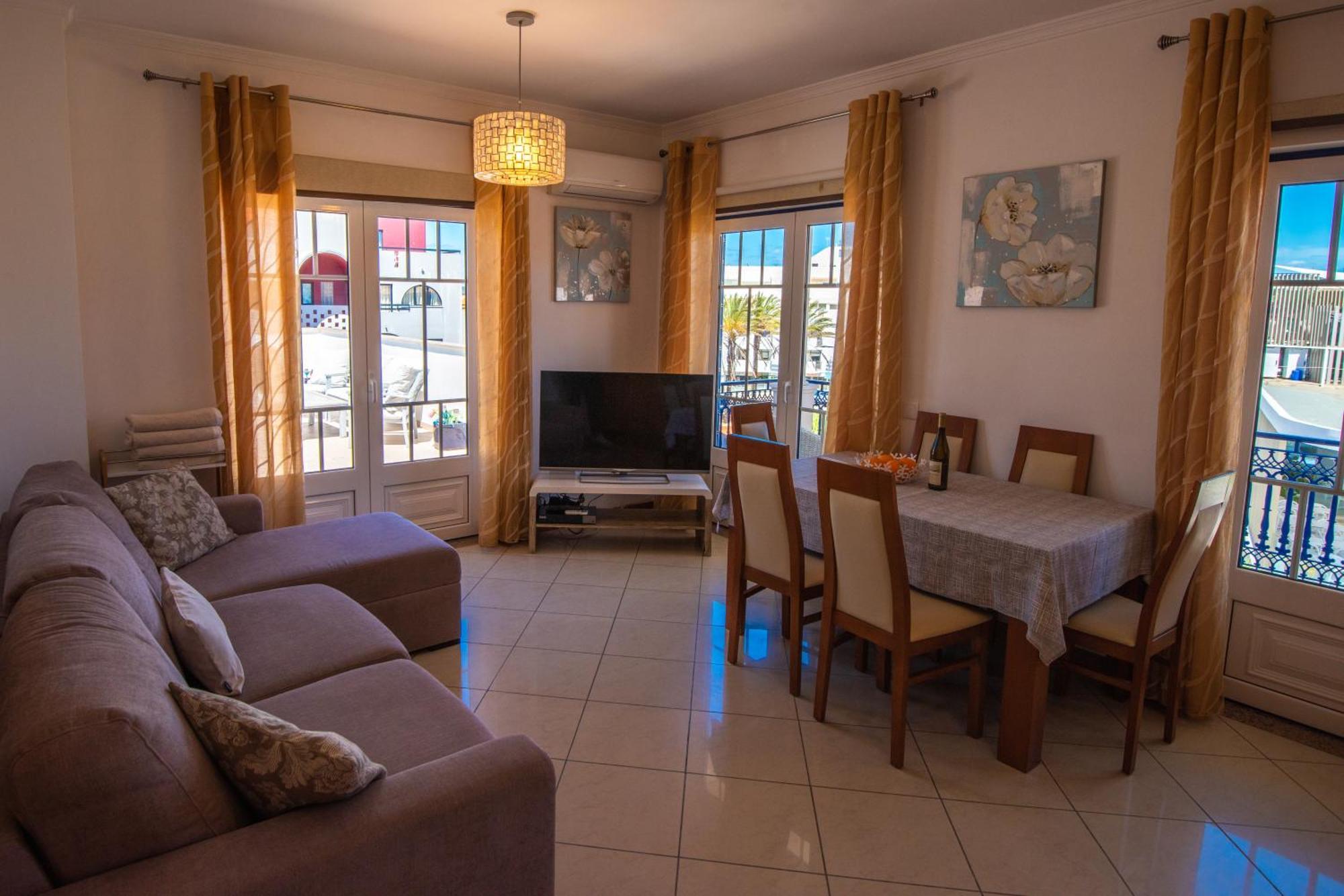 Charm Apartment T2 All With Big Terrace Albufeira Self Check-In Ngoại thất bức ảnh