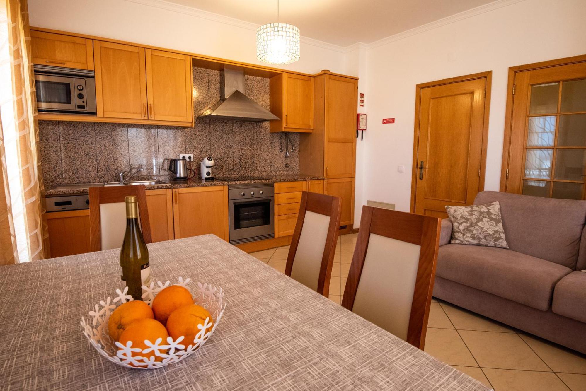 Charm Apartment T2 All With Big Terrace Albufeira Self Check-In Ngoại thất bức ảnh